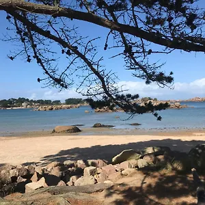  Hébergement de vacances Arty